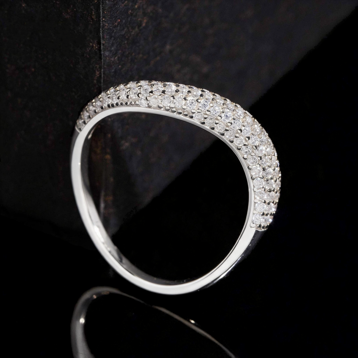 Moissanite Stackable Wave Ring - 925 Silver