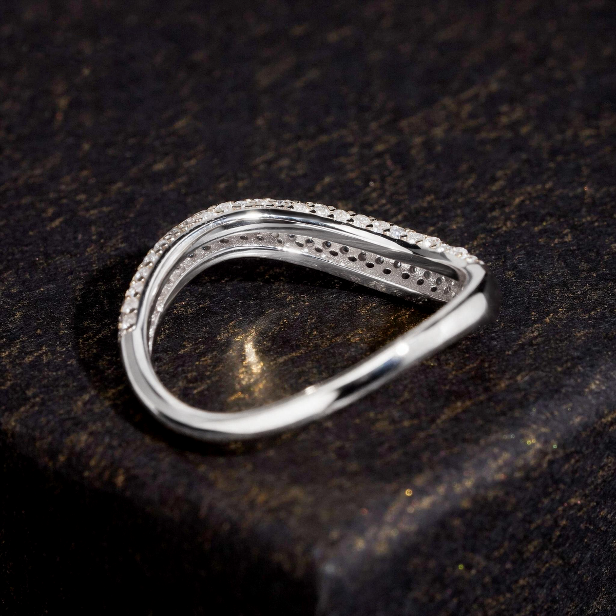 Moissanite Stackable Wave Ring - 925 Silver
