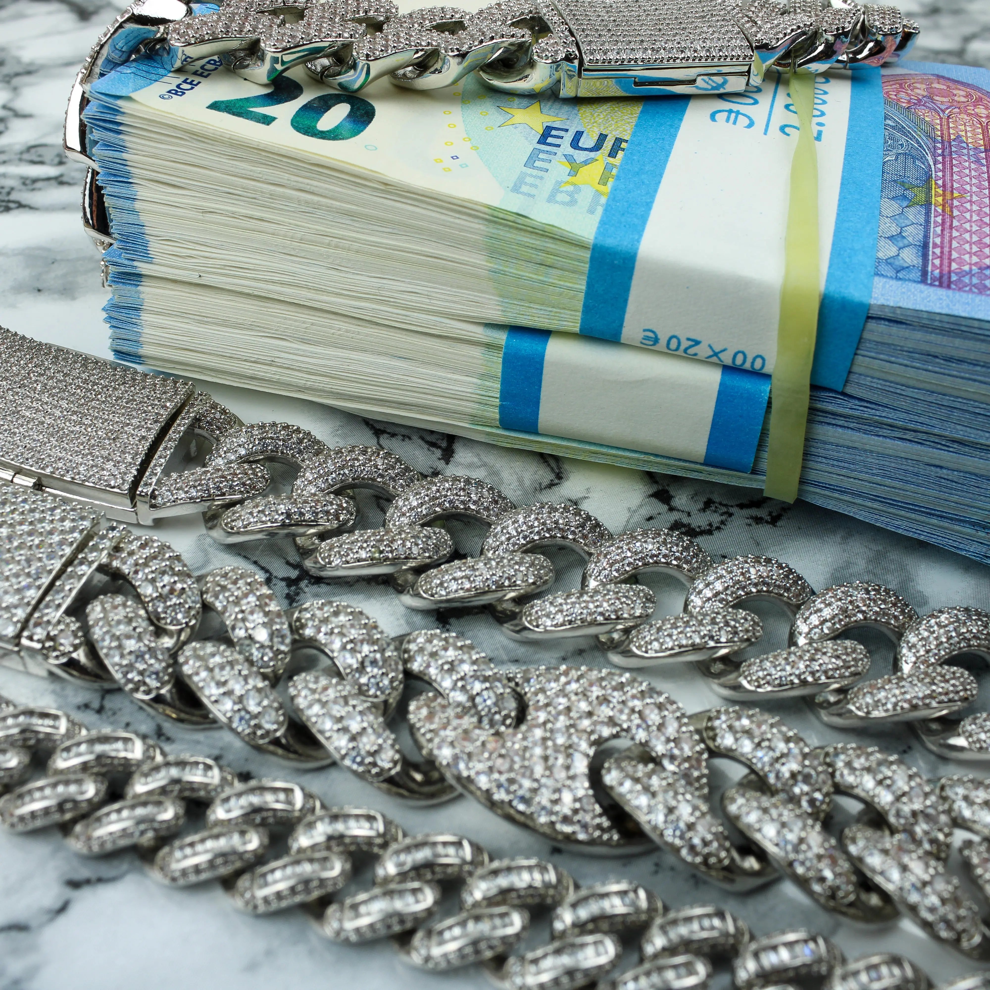 20mm Iced Cuban Link Chain in Yellow Gold | - The Icetruck
